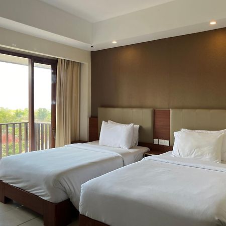 New Kuta Hotel By Lorin Uluwatu Kültér fotó