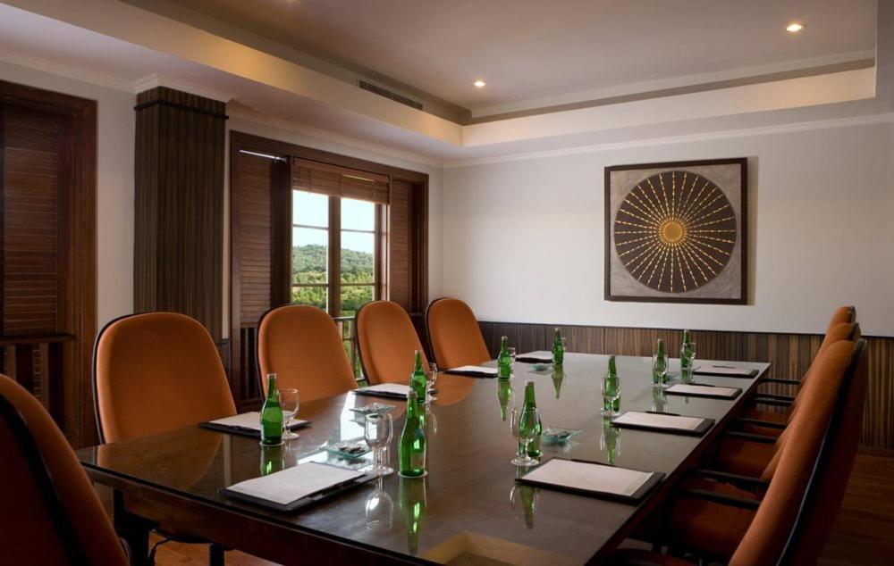 New Kuta Hotel By Lorin Uluwatu Kültér fotó