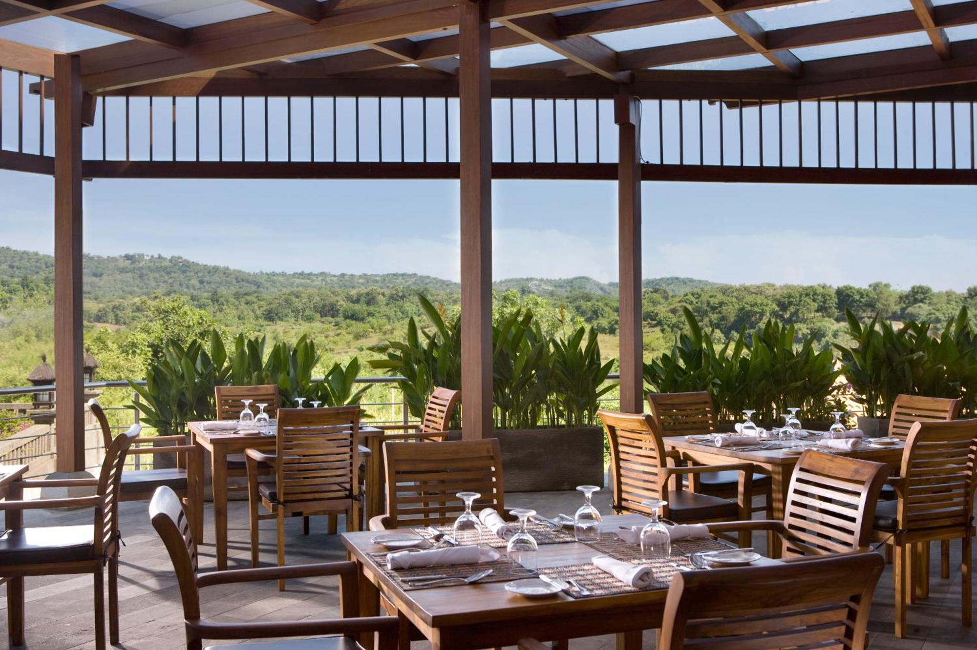 New Kuta Hotel By Lorin Uluwatu Kültér fotó